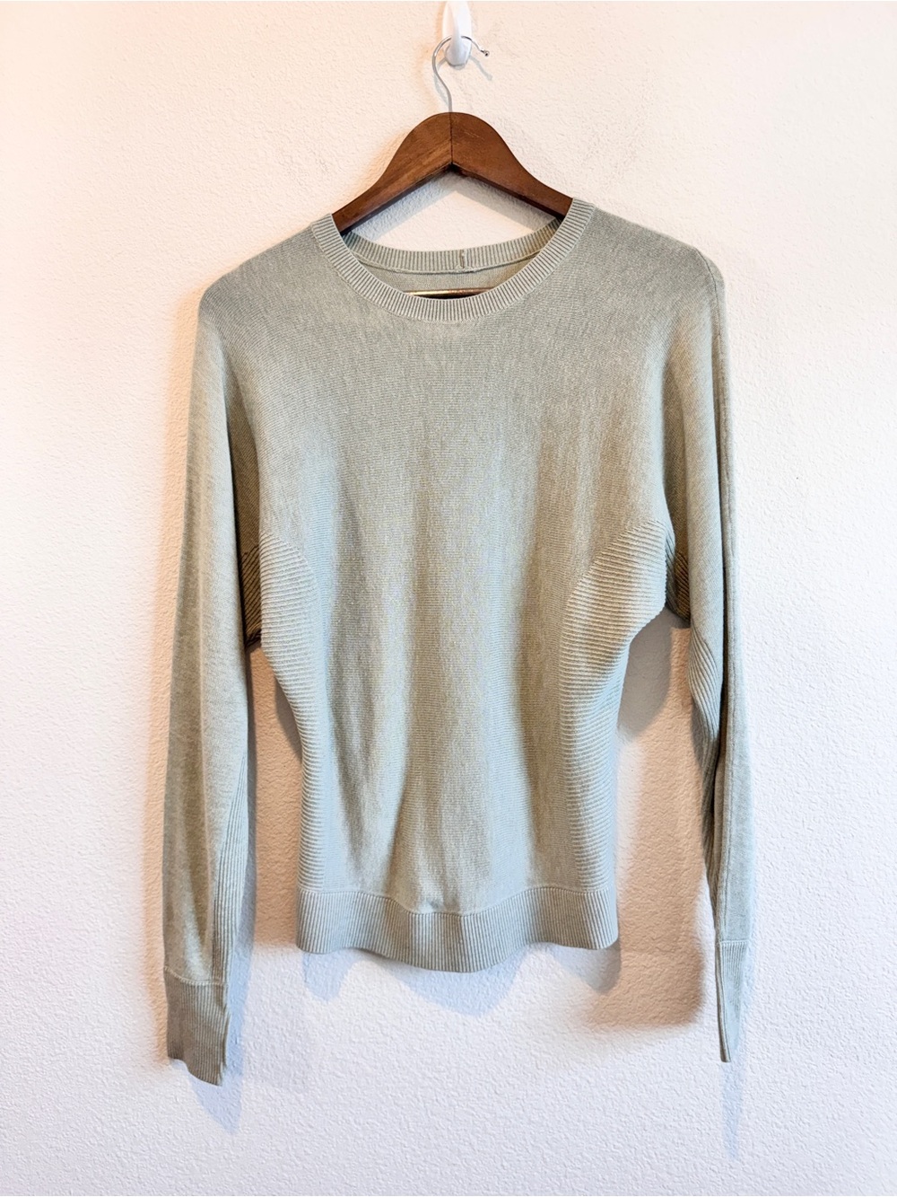 Lululemon Cashlu Knit Pullover Heathered Green Fern Quiet Luxury Sweater 8 H29 - Picture 3 of 11